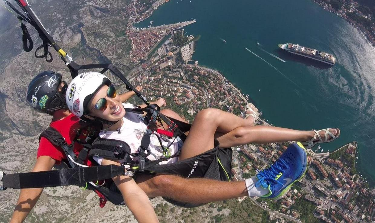 kotor paragliding montenegro 0507 16 1240